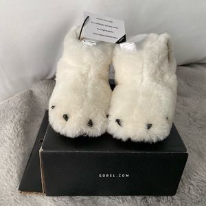 Sorel Bear Paw Slippers